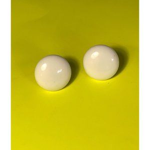 White Glossy Button Shaped Vintage Earrings Screw Backs Marked Japan Vintage